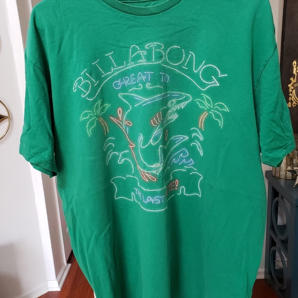 Billabong Other - Billabong great to the last bite T-shirt